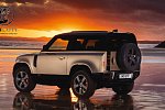 Внедорожник Land Rover Defender стал лучшим автомобилем года по версии женщин