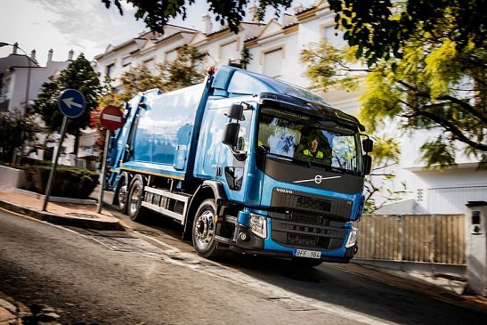 Volvo презентовала собственный грузовик с электромоторами FE Electric