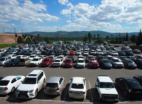 В России средняя стоимость автомашины с пробегом снизилась на 3% в октябре 2022 года