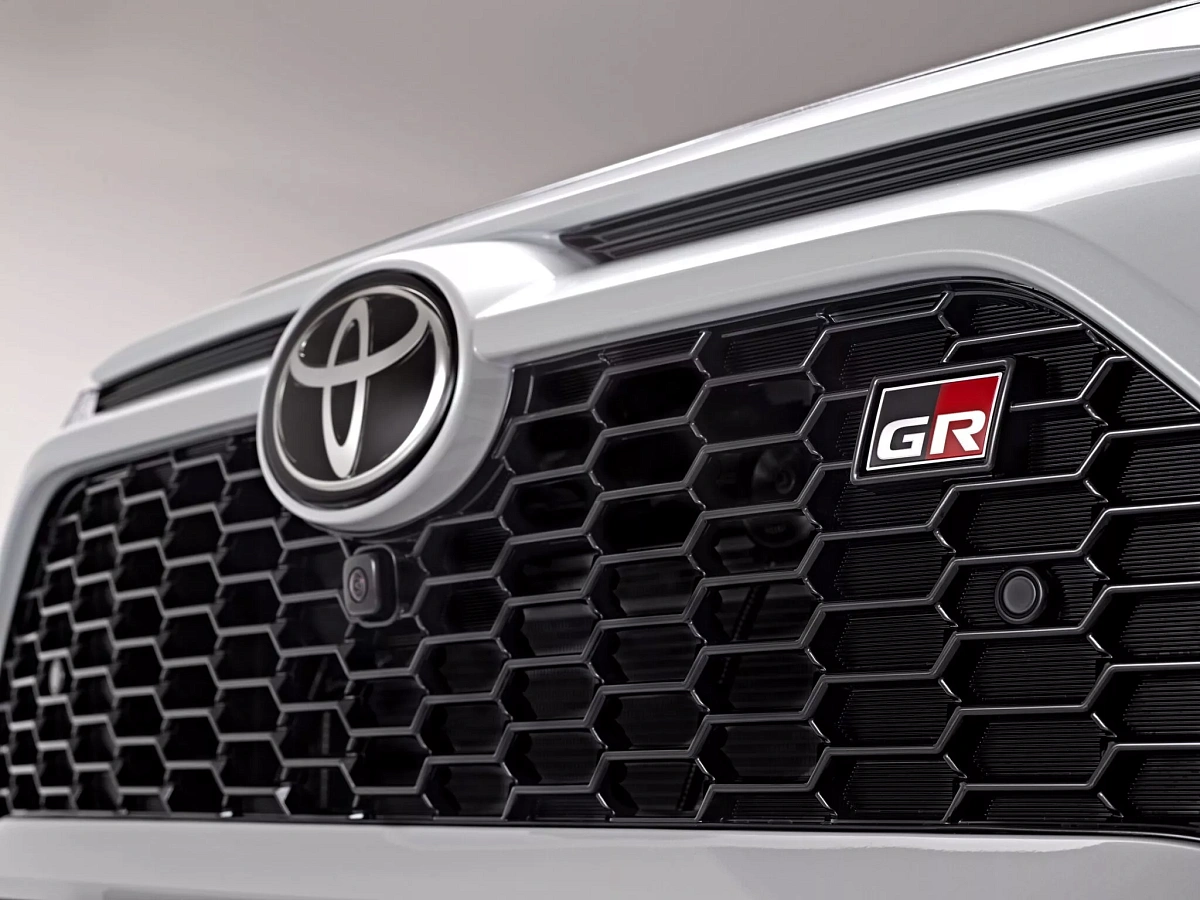 Toyota задумала выпустить дебютный спортивный кроссовер с особенностями спорткара GR
