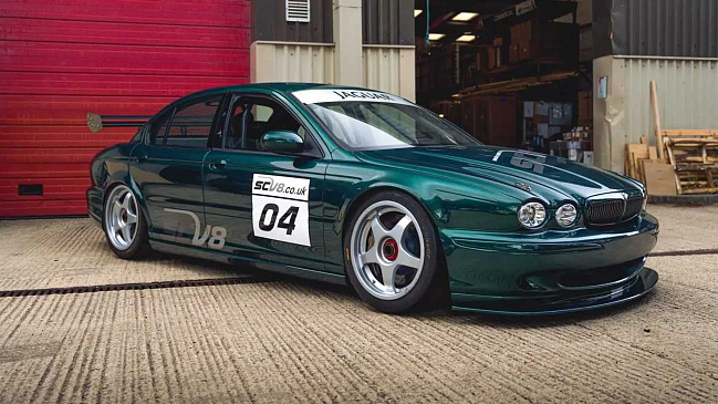 Продается уникальное гоночное купе Jaguar X-Type