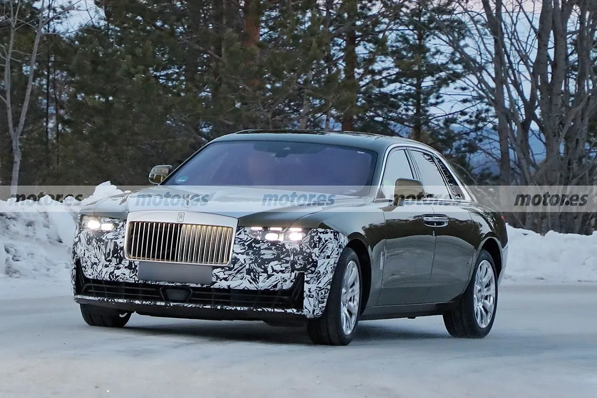Обновленный седан Rolls-Royce Ghost дебютирует в 2025 году