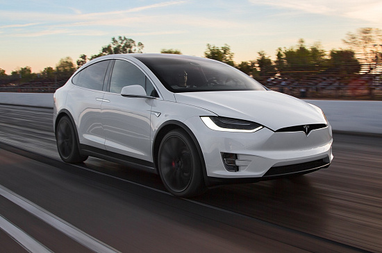 Как Tesla заставила покупателей перейти на другие марки электромобилей