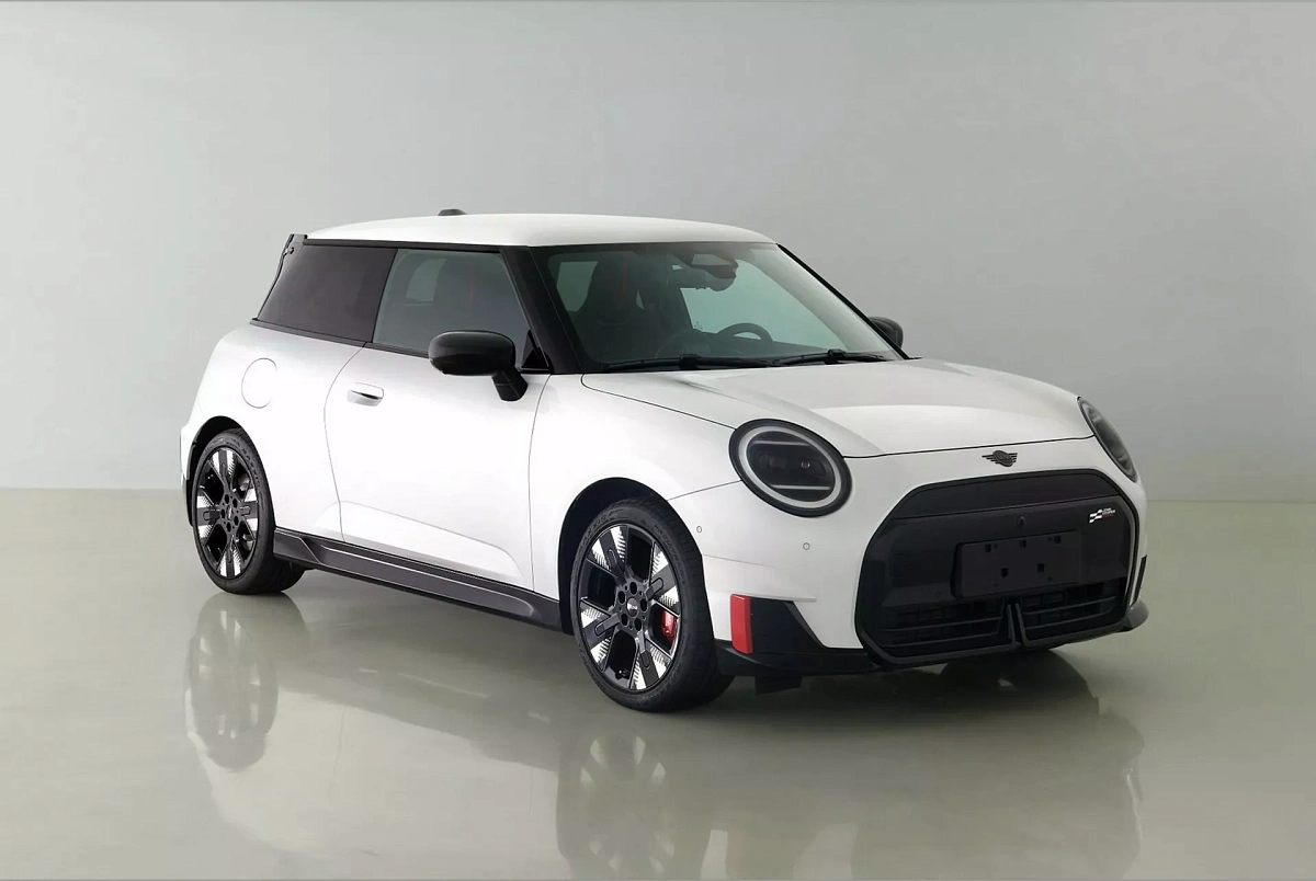 Представлена электрическая версия "злого" хэтчбека Mini JCW 