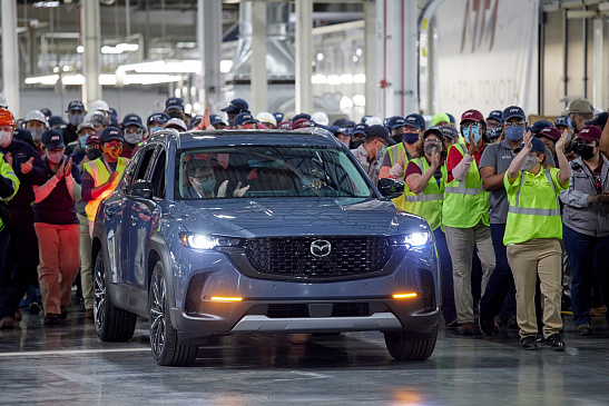 Концерн Mazda вернулся в США со старта производства кроссовера CX-50 2023 года