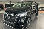 В автосалонах России стартовали продажи премиальных минивэнов Toyota Granvia из Эмиратов