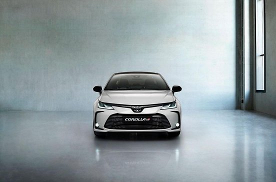 Toyota представила седан Corolla GR Sport, который выйдет в РФ