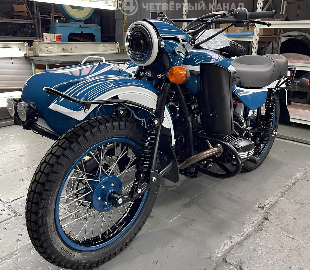 Подарок Путина вдохновил на 10 эксклюзивных «Уралов»