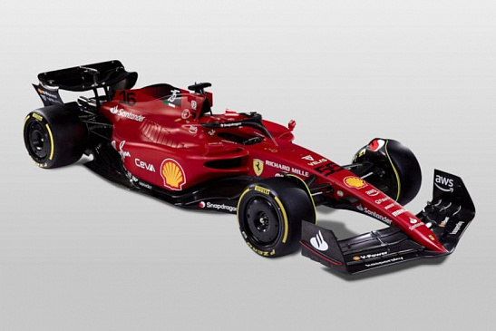 Команда Ferrari показала болид F1 сезона 2022 года