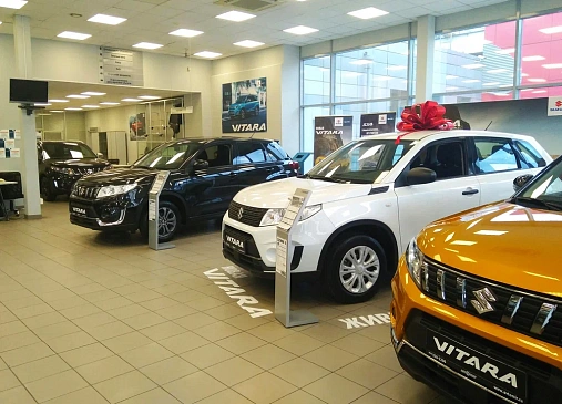 Компания Suzuki решила продолжить продажи своих автомашин в России в 2023 году