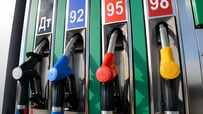 Оптовая стоимость бензина в России приблизилась к историческому максимуму