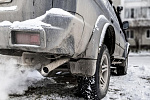 Российским водителям рассказали, на сколько возрастает расход топлива зимой