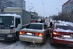 В Новосибирске ДТП перегородило движение общественного транспорта