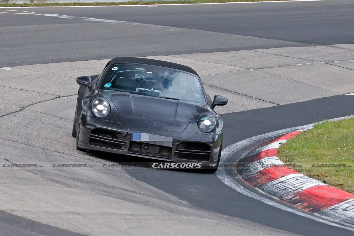 Обновленный Porsche 911 Cabriolet в новых тестовых заездах сбрасывает почти всю маскировку