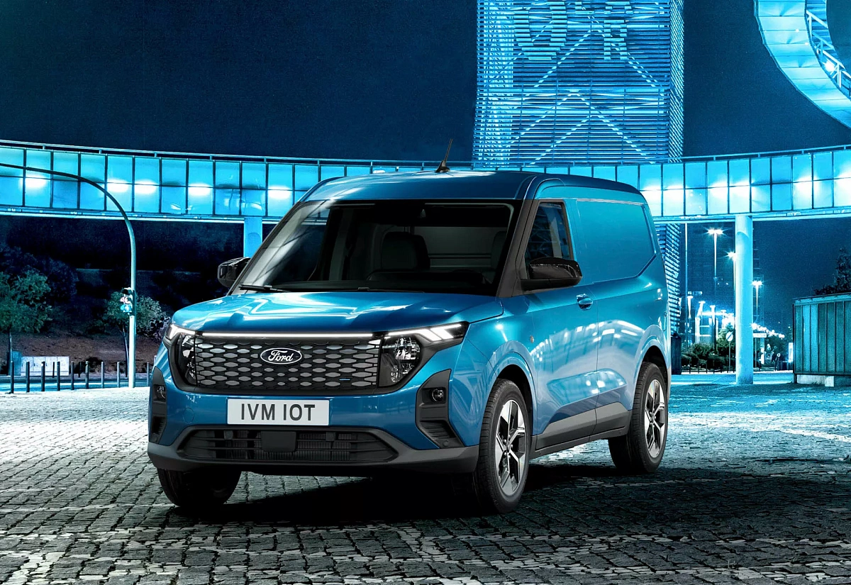 Компания Ford готовится к премьере нового пассажирского вэна E-Tourneo Courier для Европы