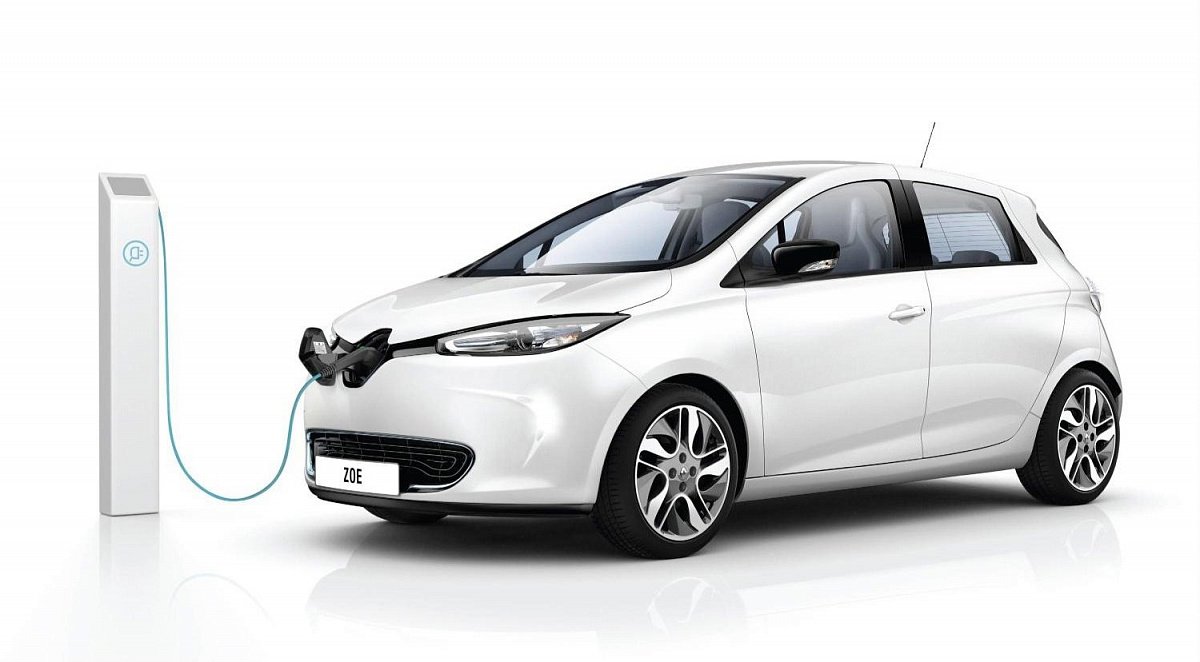 Renault готовится к продажам электрокара Zoe в России