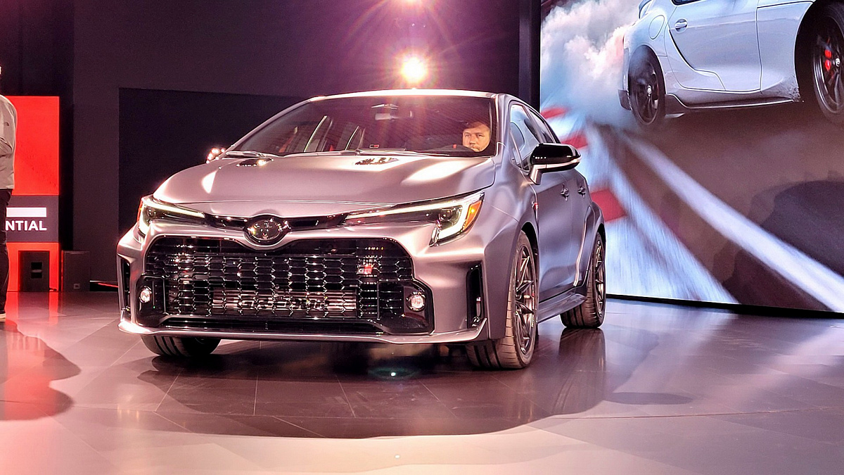 Хэтчбек Toyota GR Corolla получил специальную версию в честь президента Toyota Motor