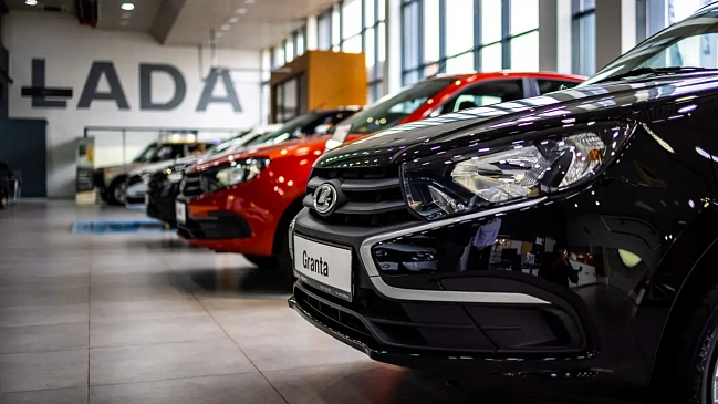 Среднестатистический покупатель автомобилей Lada становится моложе