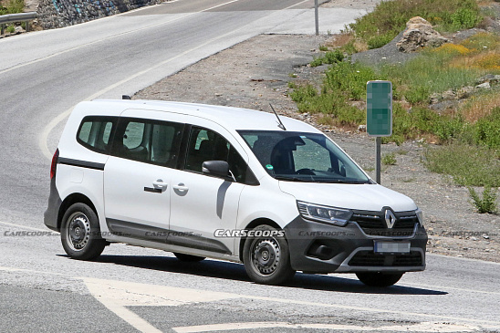 Компания RENAULT подготовила новую 7-местную модель Renault Kangoo