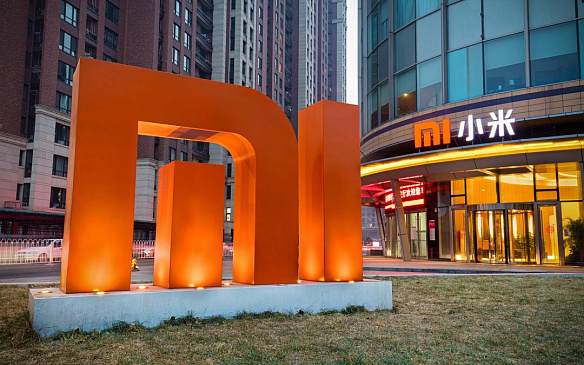 Компания Xiaomi планирует выпускать по 300 тысяч электрокаров в год