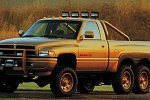 По-настоящему крутой концепт Dodge Ram T-Rex 6x6 1996 года