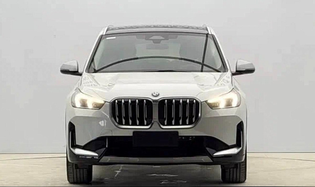 Топ-6 удлиненных иномарок, импортируемых из Китая в Россию