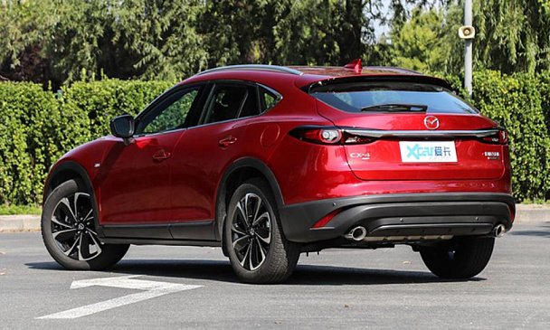 Начался старт продаж нового купе-кроссовера Mazda CX-4