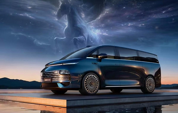 Новый Geely Galaxy V900: запас хода 1220 км и 10 гр золота первым покупателям