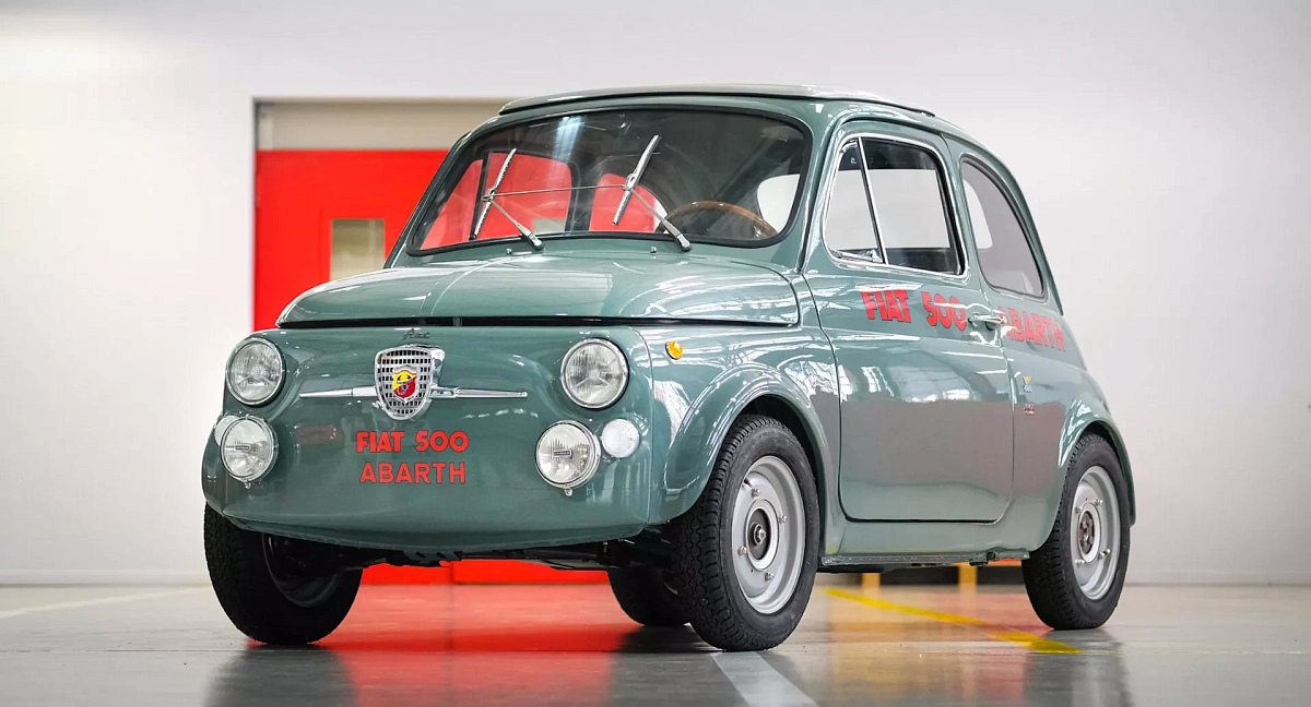 Компания Abarth отмечает 100-летие автодрома в Монце специальным выпуском Fiat 500 Restomod