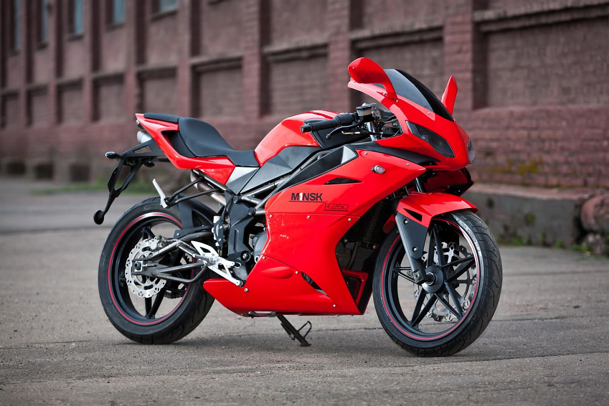 Мотоцикл Минск R250 – единственный серийный спортбайк за всю историю завода «Мотовело»