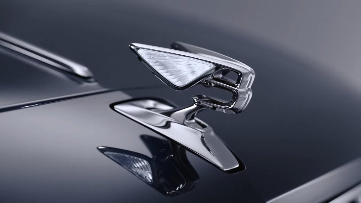 Новый Bentley Flying Spur станет первой моделью с полноуправляемым шасси