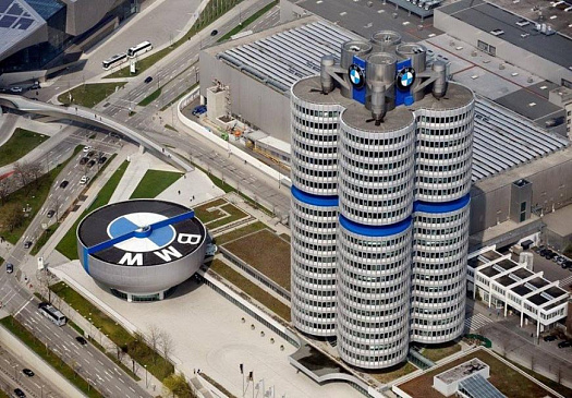 Компания BMW наймет дополнительно 6 тыс. человек из-за роста спроса на электрокары
