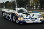 Посмотрите, как Стиг доводит до предела гоночный автомобиль Rothmans Group с Porsche 962