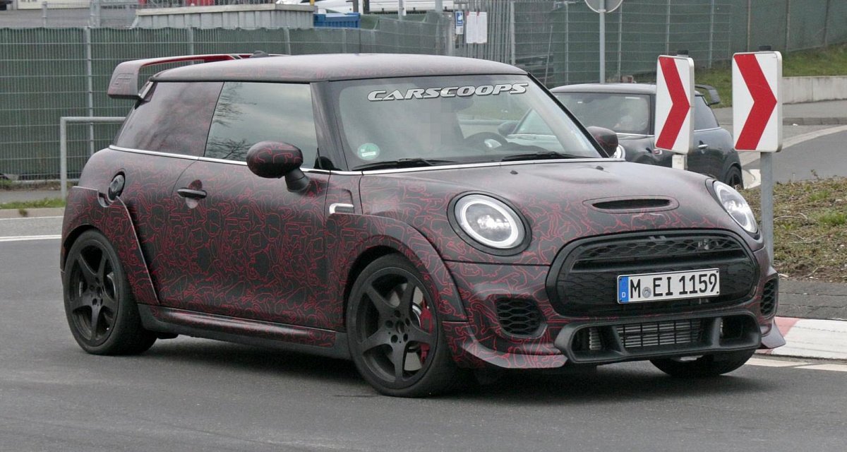 Новый «заряженный» MINI John Cooper Works GP замечен на скоростных тестах