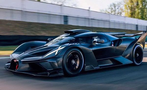 Серийный Bugatti Bolide оказался почти на 90 км/ч медленнее концепт-кара 