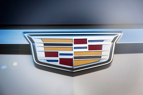 В интернете опубликовали изображения нового Cadillac Escalade