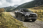 Toyota Hilux GR Sport 2022 года дебютирует в Европе с новым лицом и доработанной подвеской