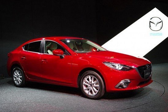 Mazda3 SKYACTIV-CNG представили в Токио