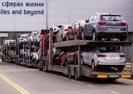Экспорт новых авто из России сократился практически на половину