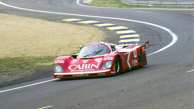 В продаже появился Porsche 962, участвовавший в «24 часах Ле-Мана»