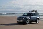 Новый Land Rover Defender Pacific Blue Edition посвящен австралийской культуре серфинга