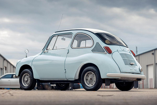 Крошечный кей-кар Subaru 360 1966 года с очень милой внешностью стал лотом аукциона 