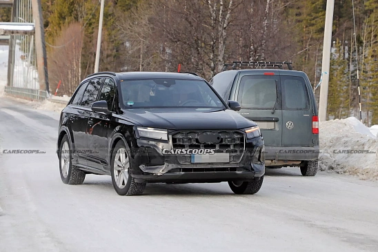 Обновленный кроссовер Audi Q7 2024 года попал на последние шпионские снимки перед показом