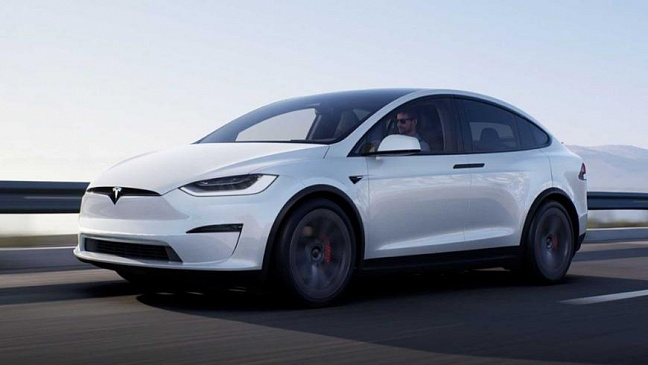 Покупателям кроссовера Tesla Model X придётся ждать электрокар еще два года