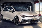 Смотрите, как VW Golf GTI Clubsport 2021 несется по автобану 