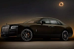 Rolls-Royce выпустила вдохновленную солнечным затмением спецверсию Black Badge Ghost Ekleipsis