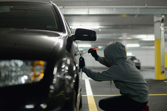 «РГ»: Россиян предупредили о вероятном риске роста автоугонов в 2026 году