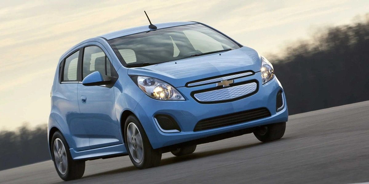 В США стартуют продажи серийного электрокара Chevrolet  Spark EV