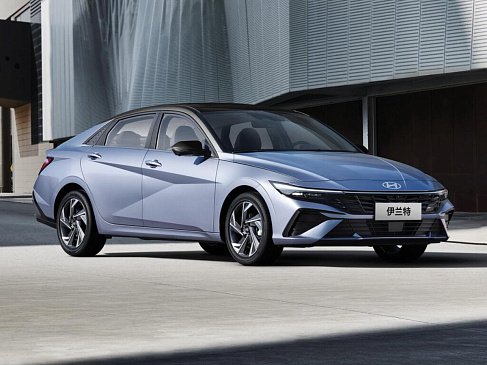 В России продают новые седаны Hyundai Elantra из прежних поставок 