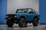 Внедорожный Ford Bronco 1972 года с двигателем Shelby V8 Power пустят с молотка 